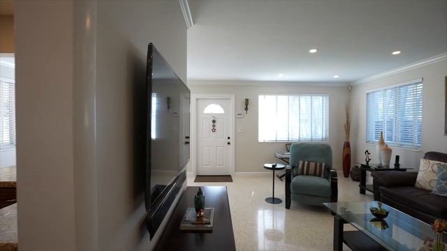 1310 SW 74 CT, Miami, FL 33144 смотреть онлайн