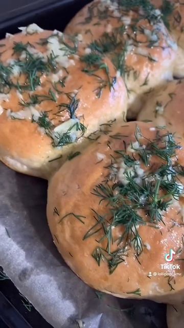 Пампушки с чесноком к борщу