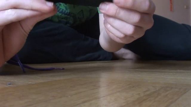 How to Kickflip on a Fingerboard ( DEUTSCH ) смотреть онлайн