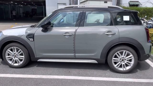 Countryman LCI 2021 (F60) màu MoonWalk Grey смотреть онлайн