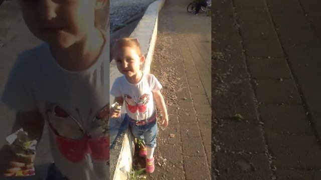 Гуляю с сестрой одноклассника смотреть онлайн
