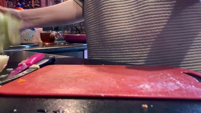 КУПИЛА КВАРТИРУ 💥💥💥 КЛЕЮ ОБОИ ⚡️ Вешаю ЗАНАВЕСКИ ⚡️ ПЛОХО ТОПЯТ 🤬 ГОТОВЛЮ УЖИН 👩🍳 ВЛОГ смотреть онлайн