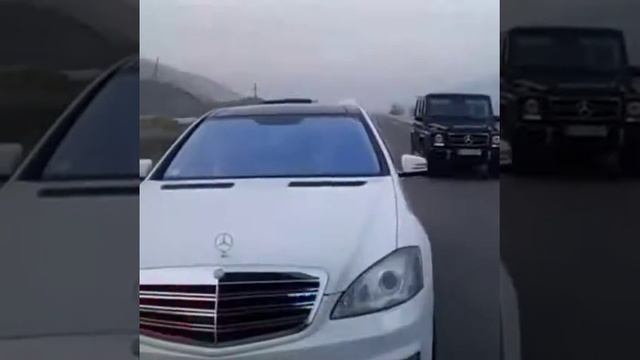 Мерседес с класс Гелик на дороге смотреть онлайн