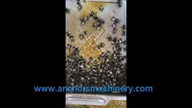 M10 Three pieces shield anchor legs nut cold former смотреть онлайн