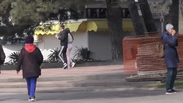 25 марта 2020 Геленджик погода Люкс все гуляют смотреть онлайн