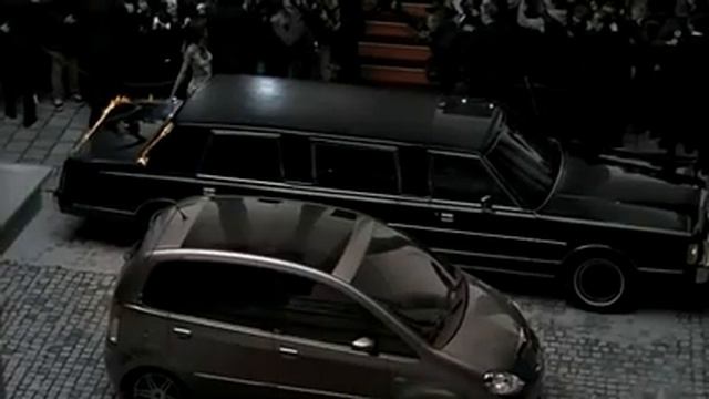 Lancia - Carla Bruni смотреть онлайн