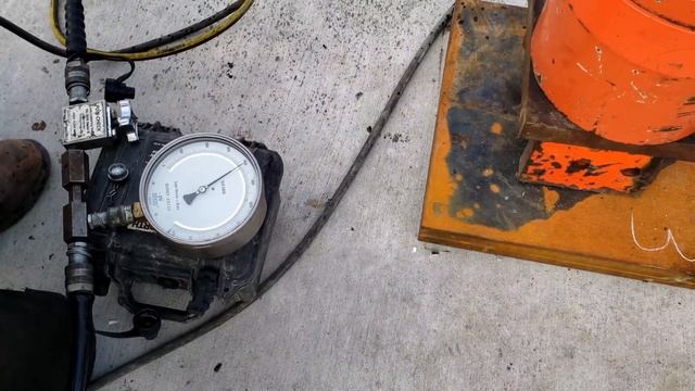 Post-Tensioning Foundation Anchor Rods to 140 Tons with a Hydraulic Ram