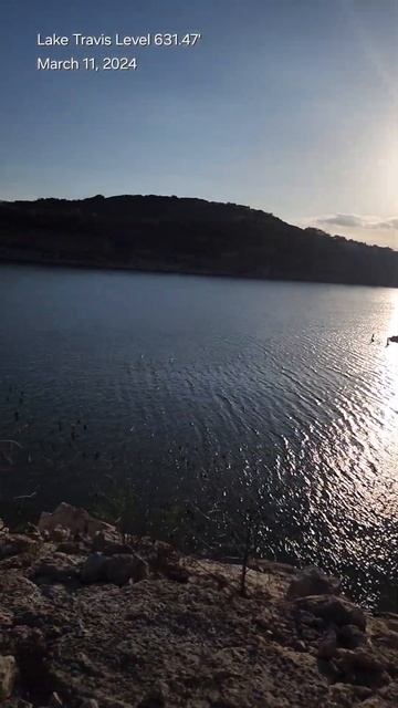 Lake Travis Level 631.47' смотреть онлайн