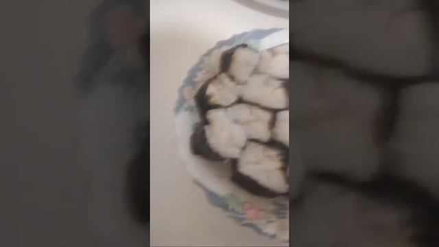 Трансляция Суши с рыбой, яблоками