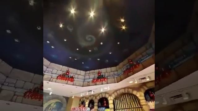 Oculus Go Virtual Reality Headset Wander App Traveling to Disney 's Candy Cauldron смотреть онлайн