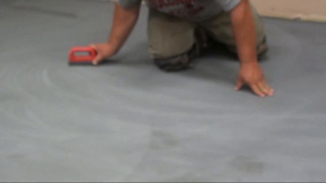 Micro-Topping a concrete floor with BRICKFORM Micro-Topping resurfacing system смотреть онлайн
