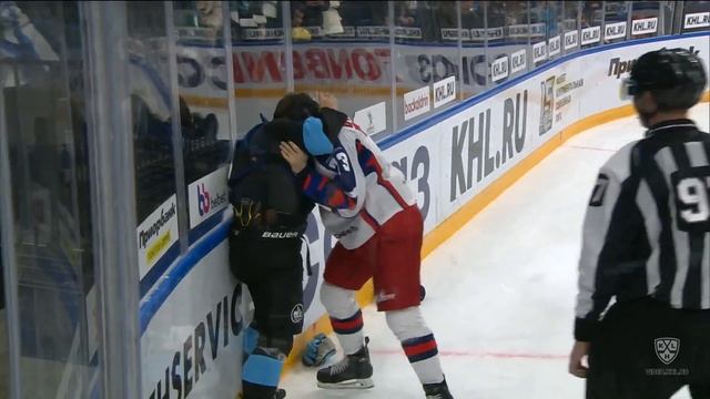 Бой КХЛ: Горбунов VS. Дыбленко / KHL Fight: Gorbunov VS. Dyblenko смотреть онлайн