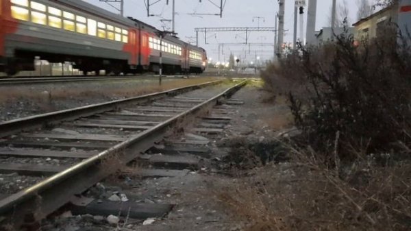 ПОЕЗД РЖД ЖЕЛЕЗНАЯ ДОРОГА ЖЕЛЕЗНОДОРОЖНЫЙ ПЕРЕЕЗД (РОССИЙСКИЕ ПОЕЗДА) RZD TRAIN RAILWAY RAILWAY (RU