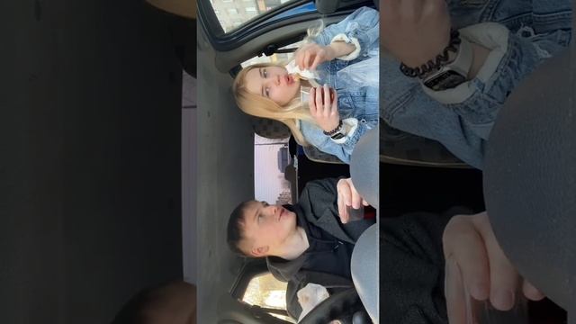 Жрем пончики