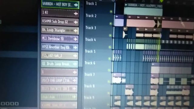 Flp Hot Boy Remix смотреть онлайн