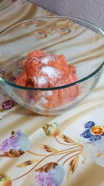 Горбуша малосольная и маринованная. Идеально подходит для бутербродов и салатов.