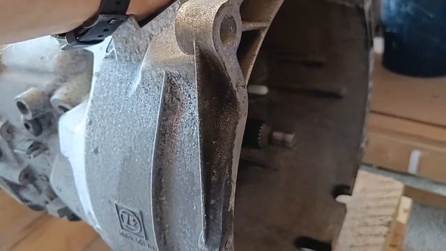 E21 M20B27 Turbo - Servicing ZF GS637DZ gearbox смотреть онлайн