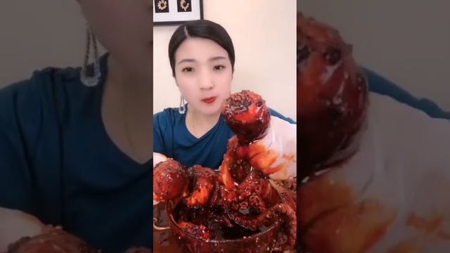 Pretty Lips Смешные звуки еды ASMR Слушайте внимательно! Ice ASMR Basil Seed Ice Mock #shorts #282 смотреть онлайн
