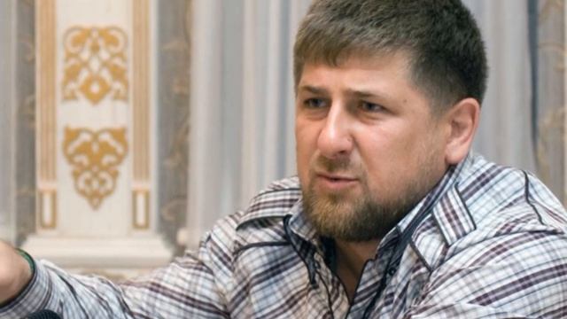 КАДЫРОВУ ВСЕ МАЛО. ЧЕЧЕНСКИЕ ЖИТЕЛИ БУДУТ ПЛАТИТЬ НОВЫЙ НАЛОГ. смотреть онлайн