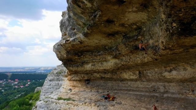 Скалолазание в Крыму с ClimbHub. Фонтаны, Симферополь смотреть онлайн