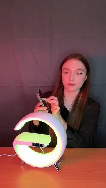 Ночник, будильник, зарядка #ночник #будильник #беспроводнаязарядка смотреть онлайн