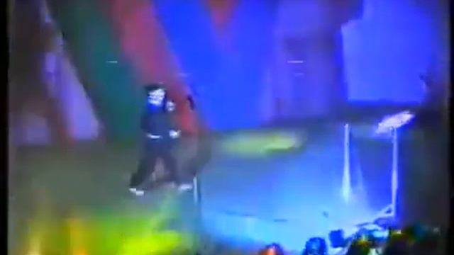 концерт в городе Семей конец90х.