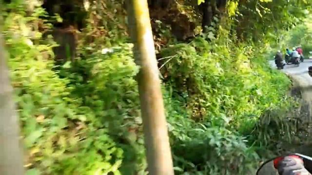 DETIK DETIK PELEDAKAN TEROWONGAN JALUR KERETA KEBASEN смотреть онлайн