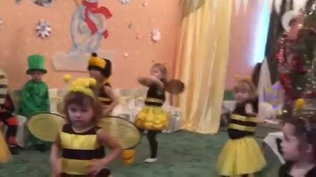 Танок Бджілок смотреть онлайн