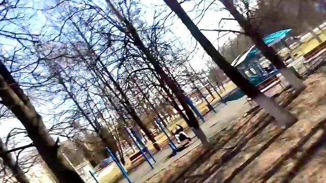 Где находиться голова чиновника? Или спортплощадка на пересечении дорог, но лес рядом:-) Где логика смотреть онлайн
