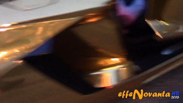 GOLDEN LAMBORGHINI AVENTADOR LP700-4 ROADSTER | 2016 HQ смотреть онлайн