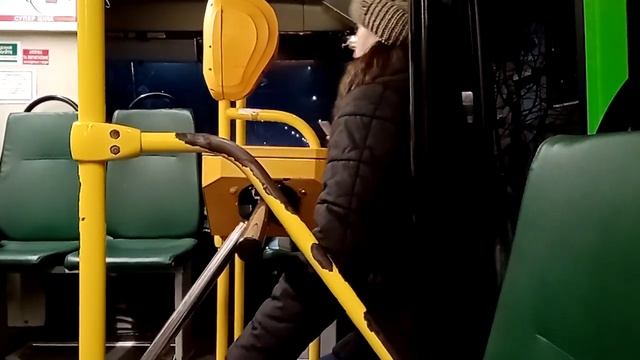 Оплата проїзду у громадському транспорті м. Мукачево смотреть онлайн