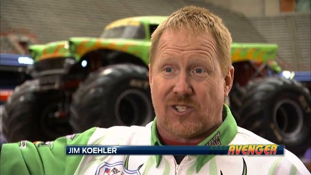 Best of Monster Jam Donuts and Cyclones in 2016 - Clip from Inside Monster Jam on FS1 смотреть онлайн