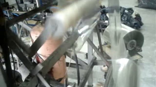 Термоформовочный автомат.wmv смотреть онлайн