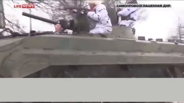 DPR Tanks Continue to Shell Positions of MFU Under Debaltsevo Uglegorsk Is Taken смотреть онлайн