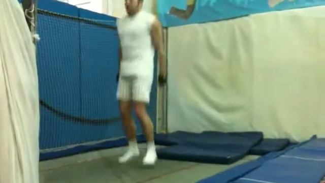 Батут-сити 6.04.2010.MOV смотреть онлайн