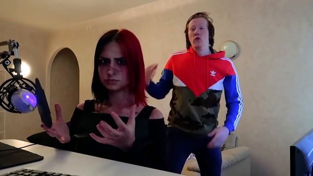 МОЯ ИЗБИТАЯ ШКУРА ОТКРЫВАЕТ КЕЙСЫ смотреть онлайн