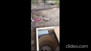 Копка ямы и установка туалета на яму