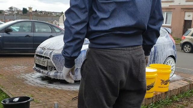 HOW I WASH MY OWN CAR! "Regular Maintenance Wash" смотреть онлайн