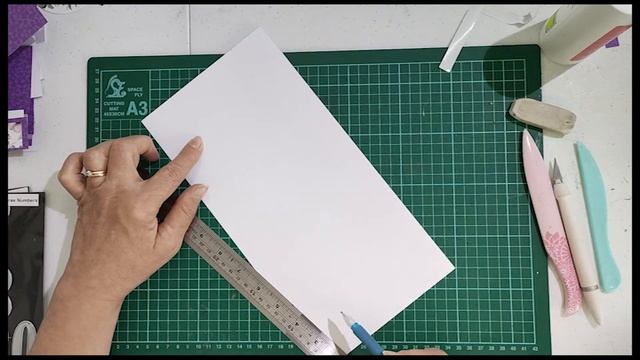 Tri Fold Shutter Card смотреть онлайн