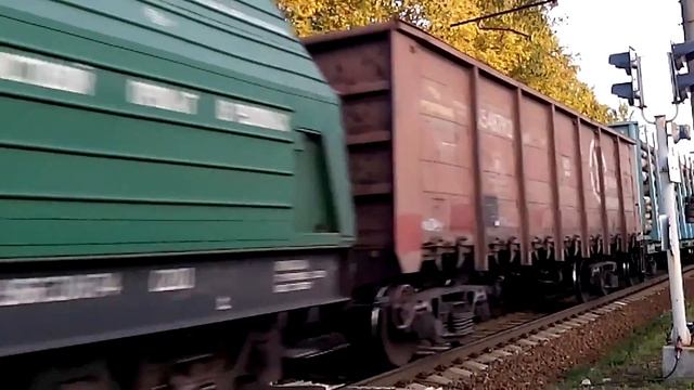 РЖД: Электровоз "2ЭС4К-008" С Грузовым Поездом. #85. смотреть онлайн