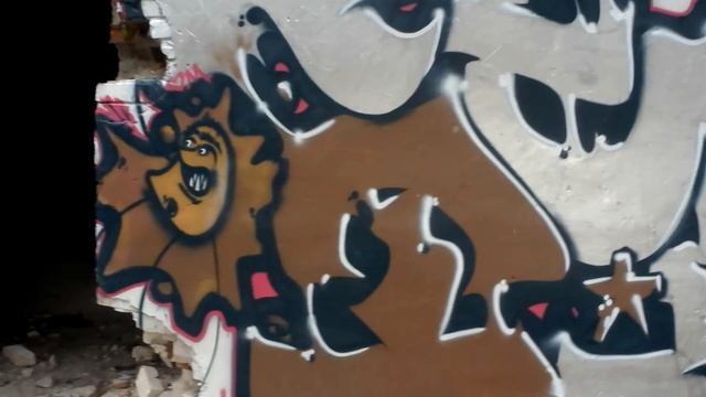 Graffiti in Astrakhan.Russia(dung beetle)02.06.2012*Full HD* смотреть онлайн