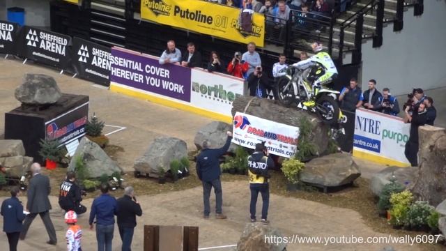 FIM X-Trial Championship Sheffield 2016 - BEST BITS смотреть онлайн