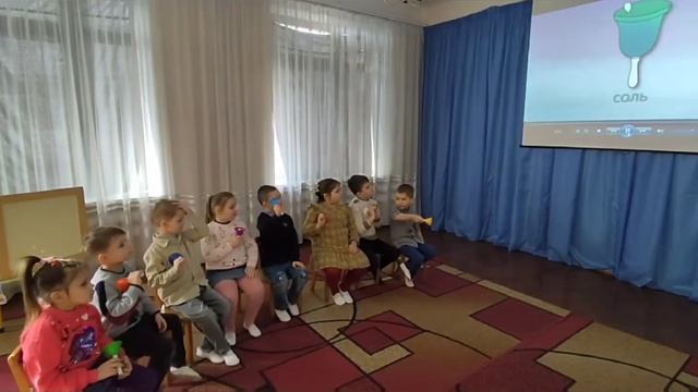 Заняття гуртка Гомінкі дзвіночки 