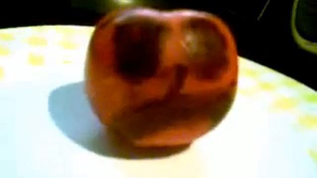 The Emo Tomato смотреть онлайн