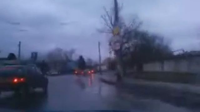 Луганск!до кв.Молодежного!!)) смотреть онлайн
