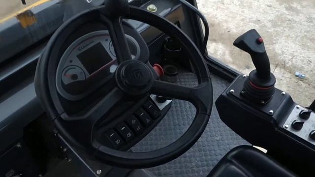 Каток тандемный LiuGong 6210E смотреть онлайн