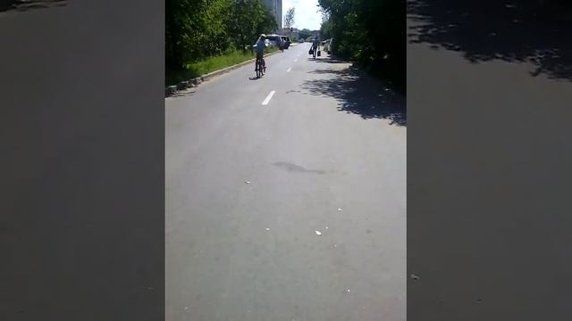 Катание на великах смотреть онлайн