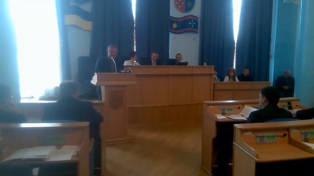 Депутати вінницької облради обговорювали чи демонтувати теплиці смотреть онлайн