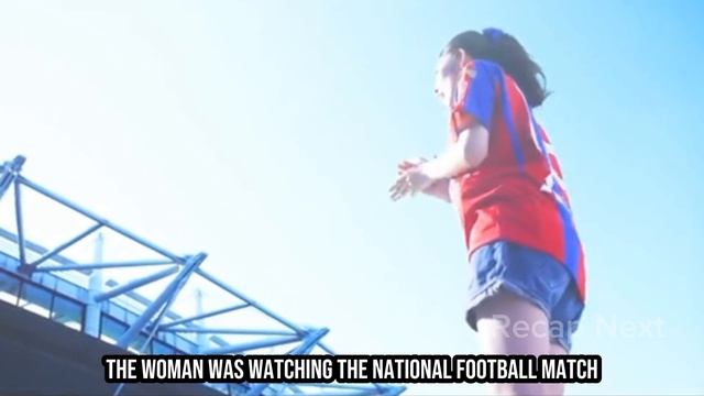 Meet Tokyo's Giant Girls: A World Of Their Own