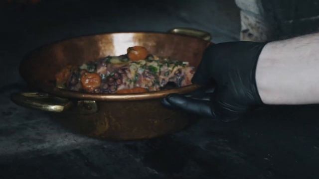 Нежный осьминог по - испански из русской печи.